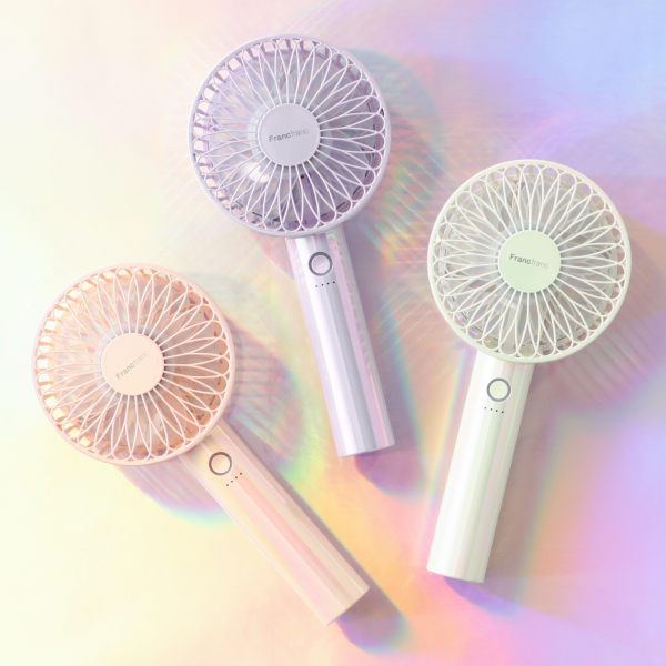 憧れの オーロラがかわいいハンディファン💜 | ショップニュース 扇風機・サーキュレーター